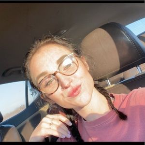 Meet your Posher, Bailey